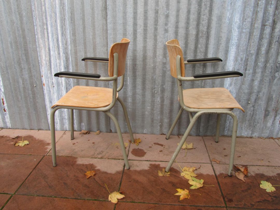 Vintage schoolstoelen, bureaustoelen, sledestoelen, 1 met armleuning